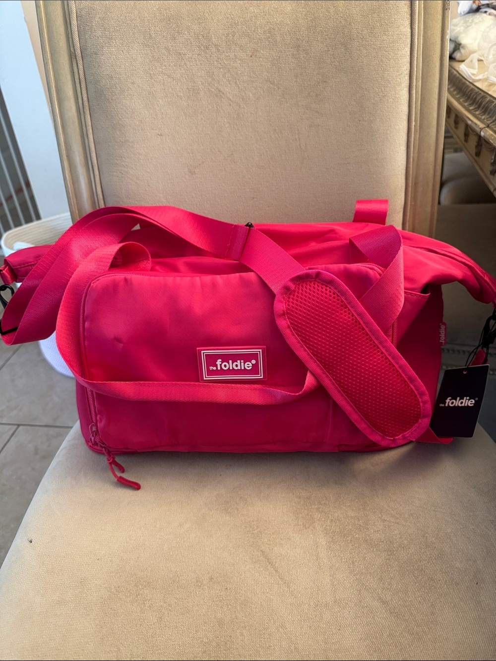 Womens The Foldie Duffle Bag in Hot Pink